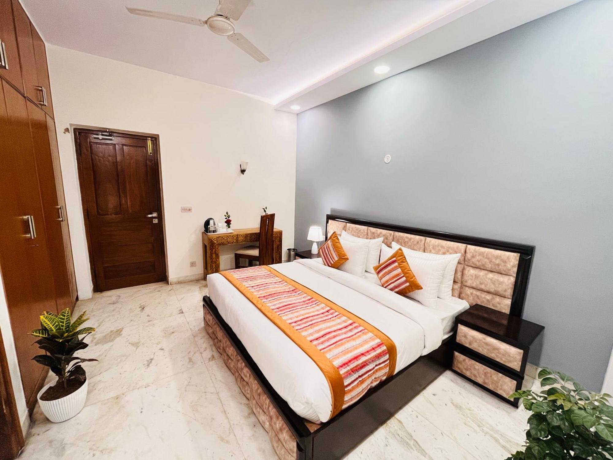 Grove Residency Hauz Khas New Delhi Couple Friendly Hotel Eksteriør billede
