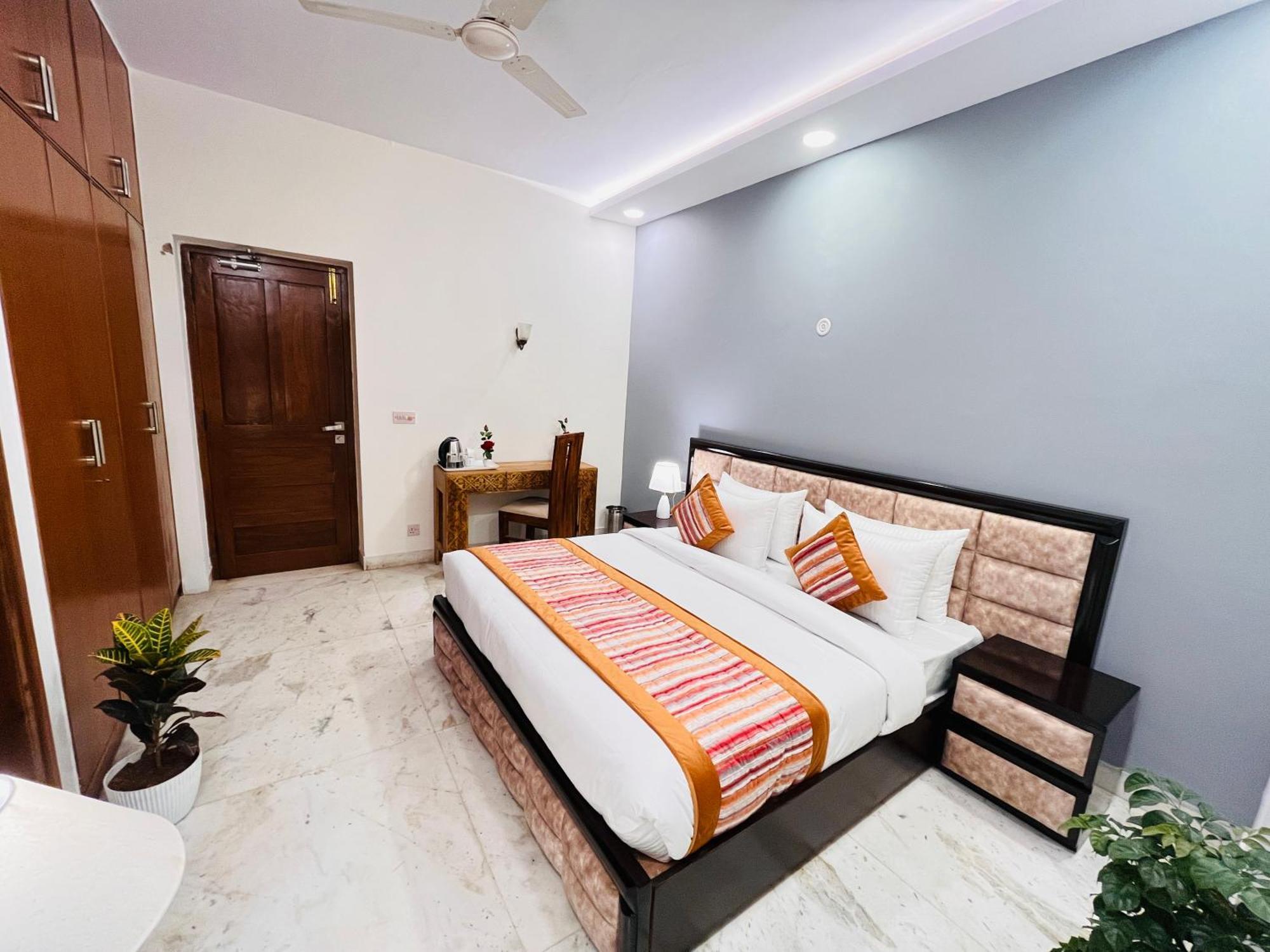 Grove Residency Hauz Khas New Delhi Couple Friendly Hotel Eksteriør billede