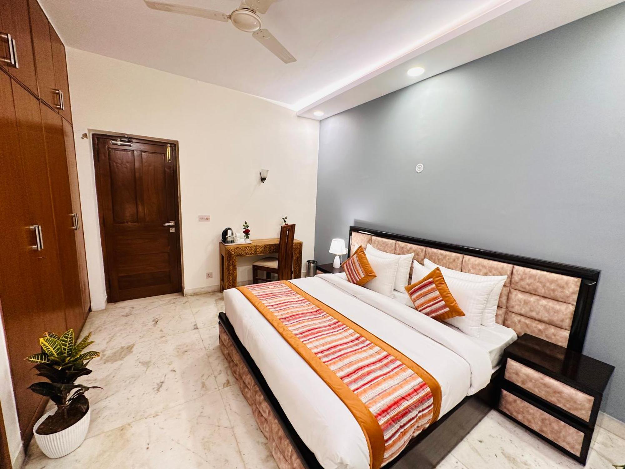 Grove Residency Hauz Khas New Delhi Couple Friendly Hotel Eksteriør billede